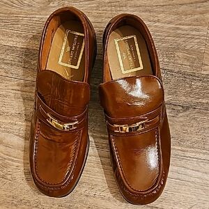 Stuart McGuire Chestnut Leather Slip-On Loafers